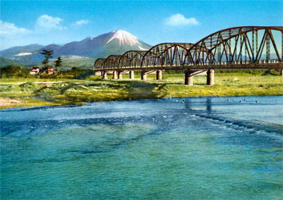 日野川から見る大山国立公園.jpg
